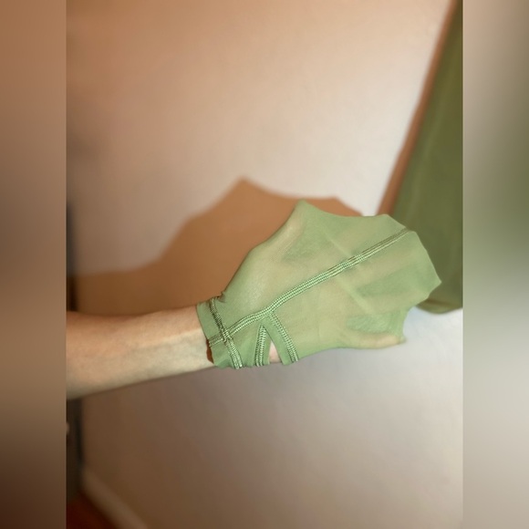 Lululemon legging - Picture 6 of 9